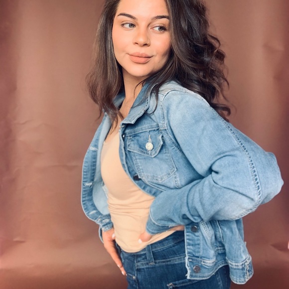 Jean Jacket - Picture 5 of 7